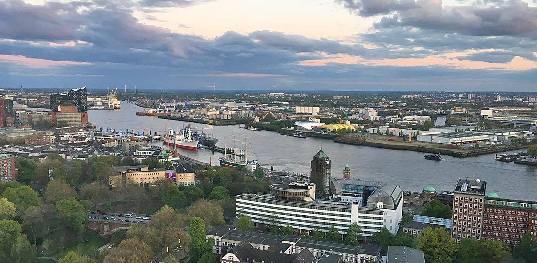 Hamburg Skyline