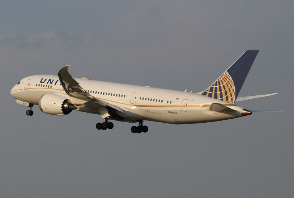 Flying With United