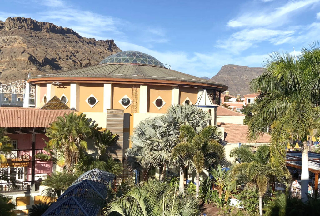 The view from the balcony Hotel Cordial