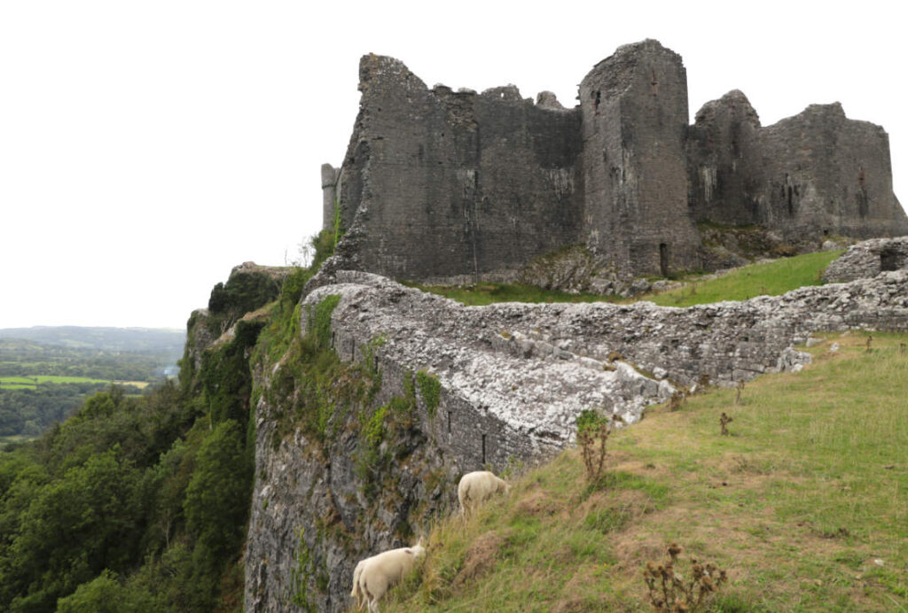 Carreg Cennen Castle