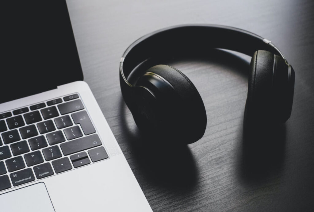 Noise Cancelling Headphones